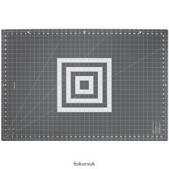Tool UK Fiskars Folding Cutting Mat with Non-Slip Base (24" x 36") FD4JT4484